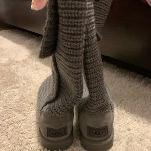 Grey sweater Uggs